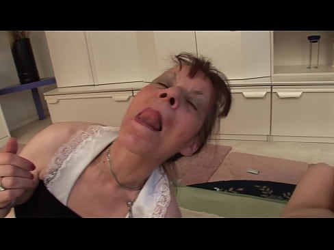 ❤️ Dos abuelas y un abuelo hacen un trío Super sexo en es.extratorrents.top ❌️