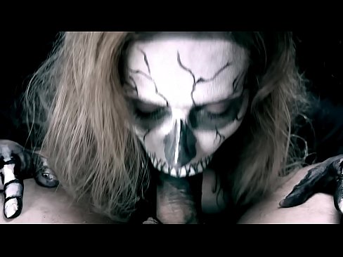 ❤️ Demon girl chupando pollas con su boca negra y tragando semen Super sexo en es.extratorrents.top ❌️